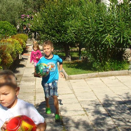 Apartment Bonaca Клек Екстериор снимка