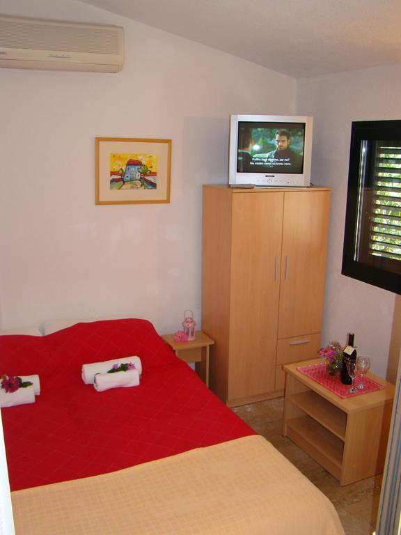 Apartment Bonaca Клек Екстериор снимка