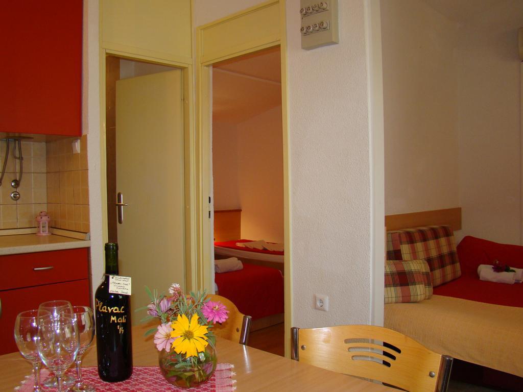 Apartment Bonaca Клек Екстериор снимка